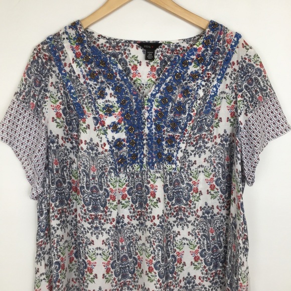 Intro Ditsy Floral Paisley Print Top Beaded V-Neck Women’s Size 2X Lightweight - Picture 2 of 13